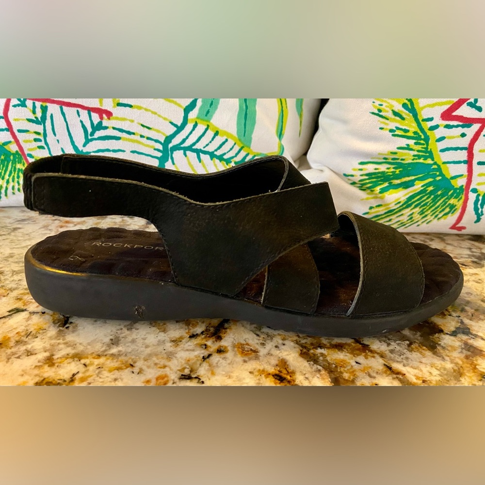 Rockport Leather Slingback Comfort 1” Wedge Padded Insole Sandals Woman’s Sz 8M
